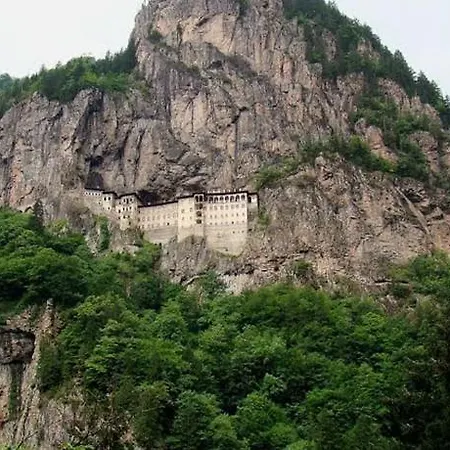 Royal & 3* Uzungol